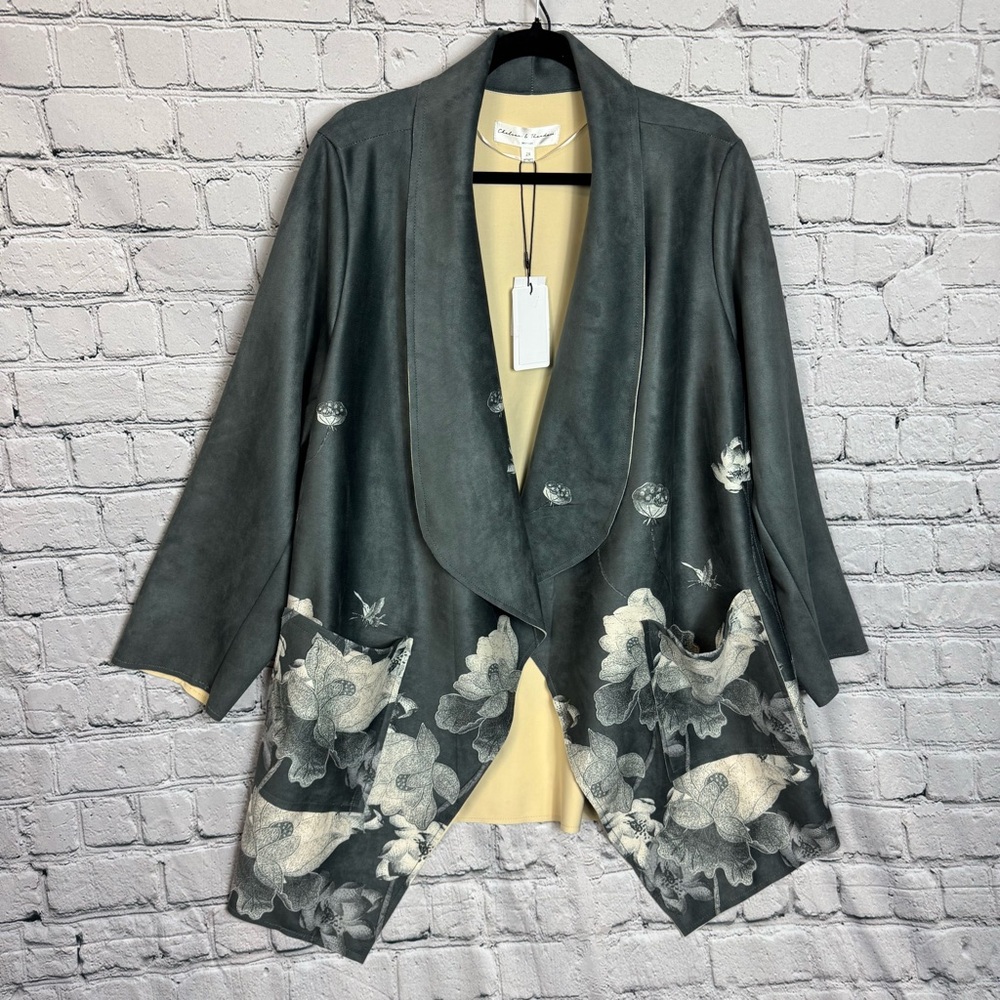 Chelsea & Theodore NWT Gray Floral Faux Suede Jacket Cardigan Size 2X
